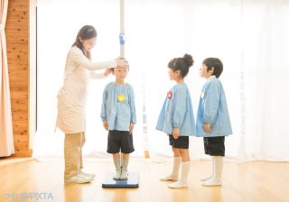 子どもの身長が低いのは遺伝？ 別の理由？ 専門医が教える低身長の検査と治療の実際