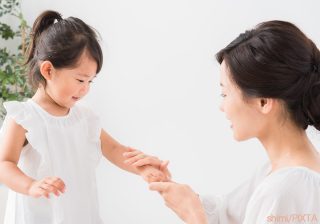 しっかり保湿しても子どもの肌がカサカサ、原因は暖房？　医師が教える「冬のかくれ脱水」予防法