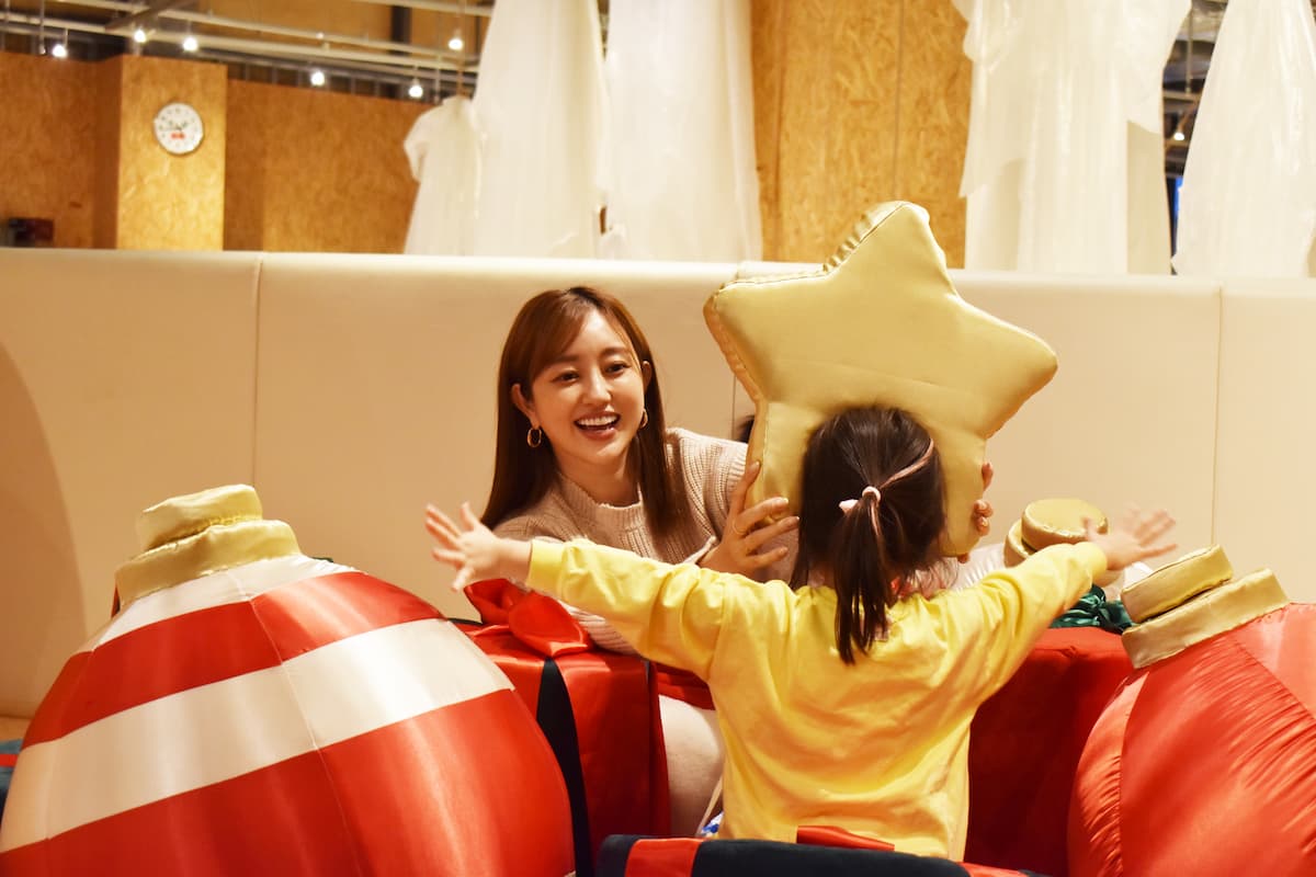 2児の母・菊地亜美さん、姉妹育児のリアルとクリスマスの楽しみ方の画像2