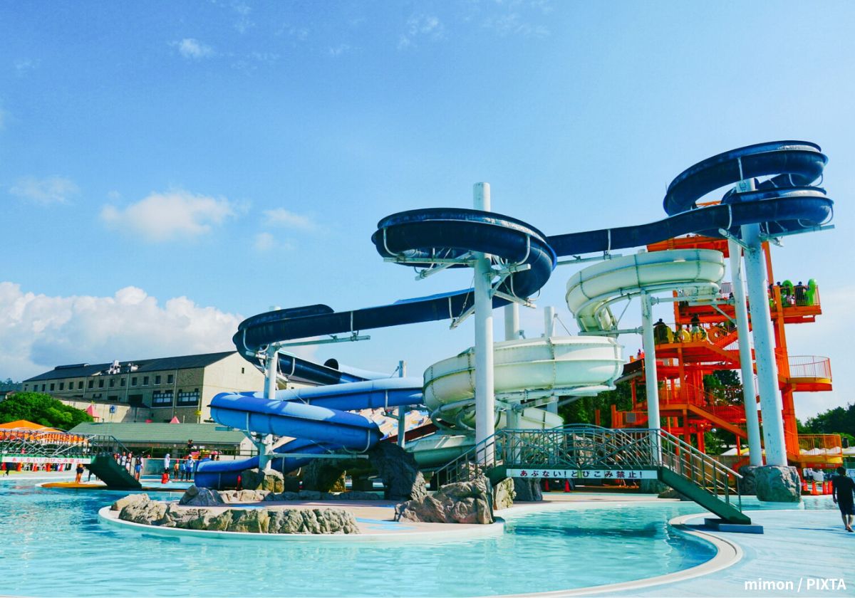 ウォータースライダー