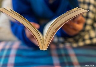 ライトノベルは内容が薄い？「子どもにとって、ラノベも立派な読書」と専門家が語る理由